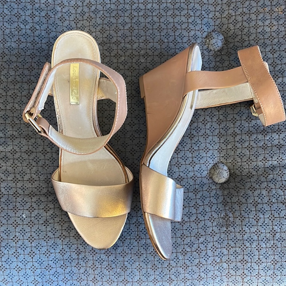 Size 8.5 Louise et Cie heels with shimmery strap😍